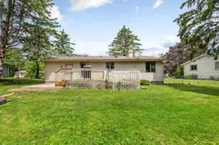 1323 Greenwood Pl, Faribault, MN 55021 - Photo 7