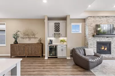 2055 Oakpointe Drive, Waconia, MN 55387 - Photo 13