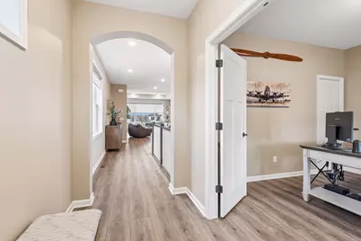 2055 Oakpointe Drive, Waconia, MN 55387 - Photo 5