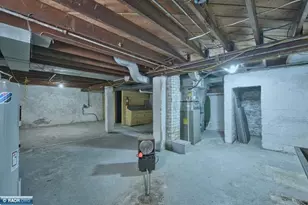 411 9th St NW, Chisholm, MN 55719 - Photo 39