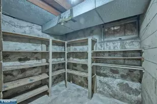 411 9th St NW, Chisholm, MN 55719 - Photo 41