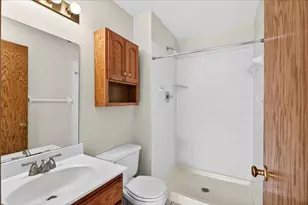 8920 Vickors Crossing, Brooklyn Park, MN 55443 - Photo 21