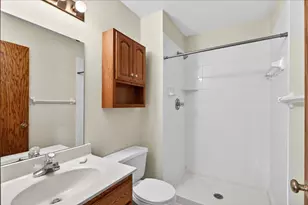 8920 Vickors Crossing, Brooklyn Park, MN 55443 - Photo 29