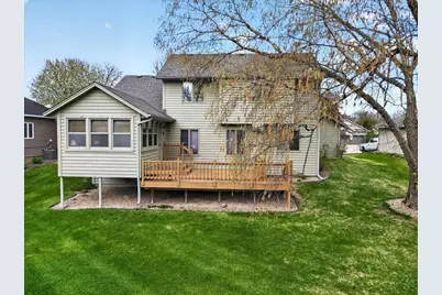 8920 Vickors Crossing, Brooklyn Park, MN 55443 - Photo 39