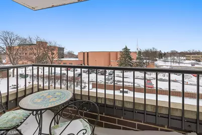 7600 Golden Valley Road #409, Golden Valley, MN 55427 - Photo 9