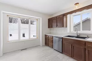 13034 Verdin St NW, Coon Rapids, MN 55448 - Photo 11