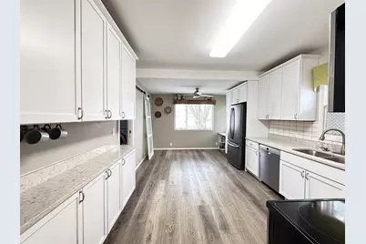 206 N 9th Street, Montevideo, MN 56265 - Photo 17