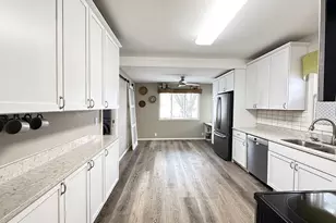 206 N 9th St, Montevideo, MN 56265 - Photo 15