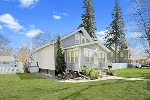 206 N 9th St, Montevideo, MN 56265 - Photo 1
