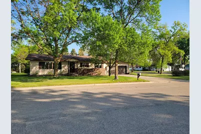 612 5th Avenue SW, Perham, MN 56573 - Photo 3