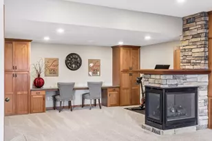 1681 Deephaven Dr, Woodbury, MN 55129 - Photo 51