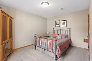 1681 Deephaven Dr, Woodbury, MN 55129 - Photo 55