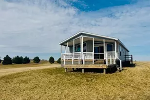 7 Robbins Dr, Tracy, MN 56175 - Photo 1