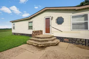 1734 40th St, Ceylon, MN 56121 - Photo 3