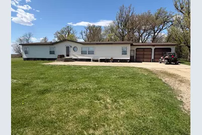 1734 40th Street, Ceylon, MN 56121 - Photo 1