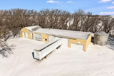 1734 40th Street, Ceylon, MN 56121 - Photo 3