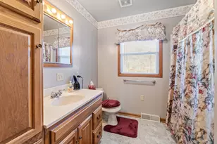 W394 Bluff Siding Rd, Fountain City, WI 54629 - Photo 17