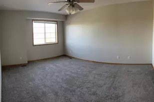 1027 Petra Ct SW, Pine Island, MN 55963 - Photo 3