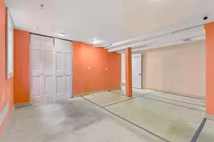 2146 W James Ave, Saint Paul, MN 55105 - Photo 23