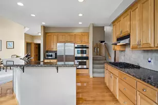 830 Fox Path Ct, Medina, MN 55340 - Photo 9