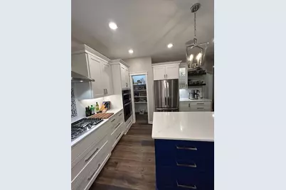 6824 W Shadow Lake Drive, Lino Lakes, MN 55014 - Photo 17