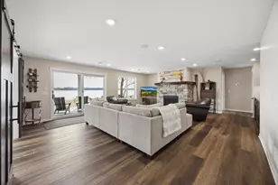 6824 W Shadow Lake Dr, Lino Lakes, MN 55014 - Photo 29