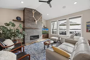 6824 W Shadow Lake Dr, Lino Lakes, MN 55014 - Photo 9