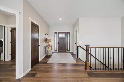 6824 W Shadow Lake Drive, Lino Lakes, MN 55014 - Photo 7