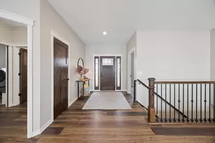 6824 W Shadow Lake Dr, Lino Lakes, MN 55014 - Photo 7