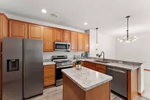 3515 Cherry Ln, Woodbury, MN 55129 - Photo 5