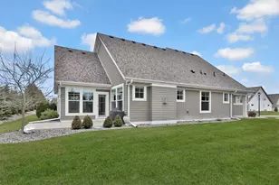 5042 Dale Ridge Rd, Woodbury, MN 55129 - Photo 5