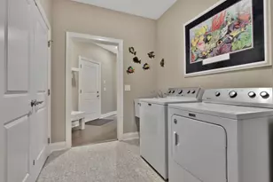 5042 Dale Ridge Rd, Woodbury, MN 55129 - Photo 37