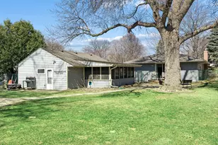 1988 Eldridge Ave W, Roseville, MN 55113 - Photo 45