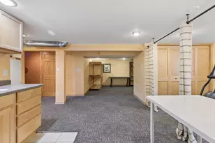 1988 Eldridge Ave W, Roseville, MN 55113 - Photo 29