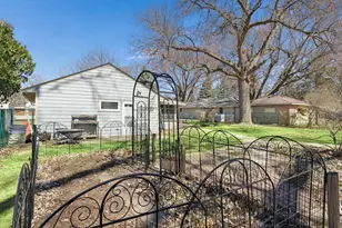 1988 Eldridge Ave W, Roseville, MN 55113 - Photo 49