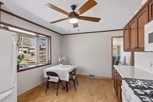 1988 Eldridge Ave W, Roseville, MN 55113 - Photo 11