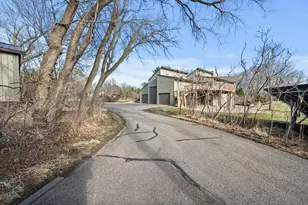 8325 Ox Yoke Cir, Maple Plain, MN 55359 - Photo 81