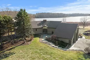 8325 Ox Yoke Cir, Maple Plain, MN 55359 - Photo 9