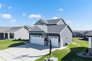 855 Towne Dr NE, Byron, MN 55920 - Photo 37