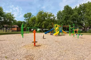 5306 Pennsylvania Ave N, New Hope, MN 55428 - Photo 31
