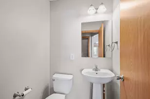 2880 Clover Ridge Dr, Chaska, MN 55318 - Photo 15