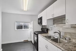 1120 4th St SE, Rochester, MN 55904 - Photo 5