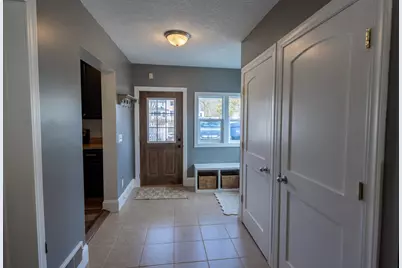 110 S Green Avenue, New Richmond, WI 54017 - Photo 3