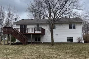 833 S Walnut St, Belle Plaine, MN 56011 - Photo 19