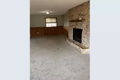 833 S Walnut Street, Belle Plaine, MN 56011 - Photo 13