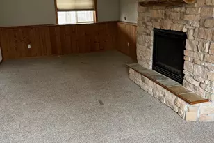 833 S Walnut St, Belle Plaine, MN 56011 - Photo 13