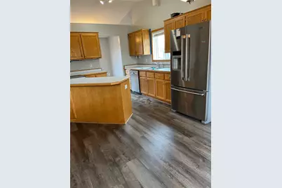 833 S Walnut Street, Belle Plaine, MN 56011 - Photo 3