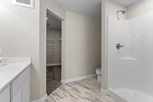 2017 Aster Ln, Mankato, MN 56001 - Photo 27