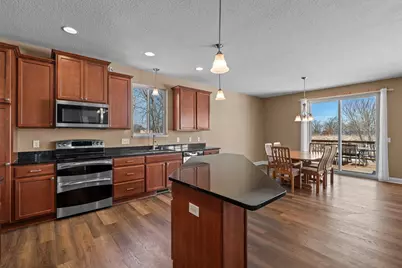 982 Inspiration Parkway N, Bayport, MN 55003 - Photo 9