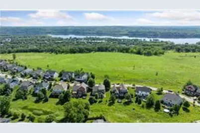 982 Inspiration Parkway N, Bayport, MN 55003 - Photo 5